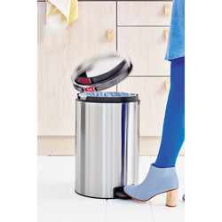 BRABANTIA - NEWICON FPP MATT STEEL PEDALLI ÇÖP KUTUSU 20L (1)