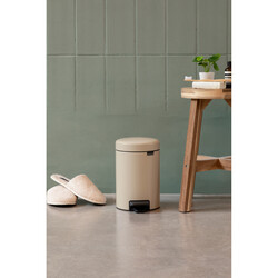 BRABANTIA - NEWICON SOFT BEIGE PEDALLI ÇÖP KUTUSU 5L (1)