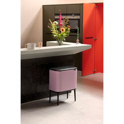 BRABANTIA - BO LILAC PINK DOKUNMATİK ÇÖP KUTUSU 11+23L (1)
