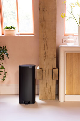 BO MATT BLACK PEDALLI ÇÖP KUTUSU 30L