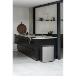 BRABANTIA - BO MATT STEEL FPP DOKUNMATİK ÇÖP KUTUSU 60L (1)
