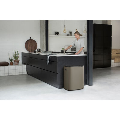 BO PLATINUM DOKUNMATİK ÇÖP KUTUSU 60L