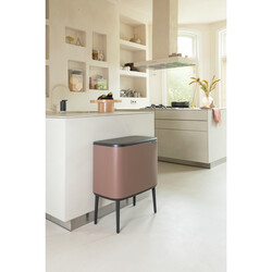 BRABANTIA - BO SATIN TAUPE DOKUNMATİK ÇÖP KUTUSU 11+23L (1)