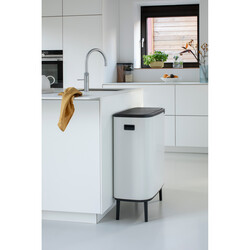 BRABANTIA - BO WHITE HI DOKUNMATİK ÇÖP KUTUSU 2X30L (1)