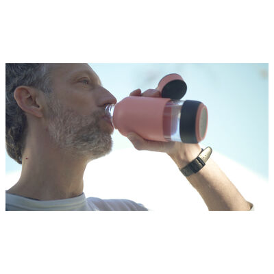 LEKUE PEMBE BOROSİLİKAT ON THE GO SU ŞİŞESİ 500ML