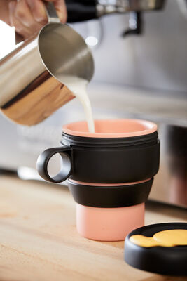 LEKUE PEMBE KATLANIR SİLİKON MUG TO GO