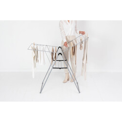 BRABANTIA - METALİK GRİ ÇAMAŞIR ASKISI (1)