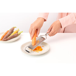 BRABANTIA - PROFILE MATT STEEL EL RENDESİ (1)
