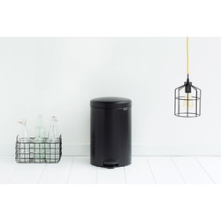 BRABANTIA - NEWICON MATT BLACK PEDALLI ÇÖP KUTUSU 20L (1)