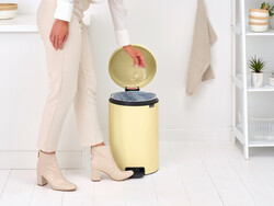 BRABANTIA - NEWICON MELLOW YELLOW PEDALLI ÇÖP KUTUSU 20L (1)