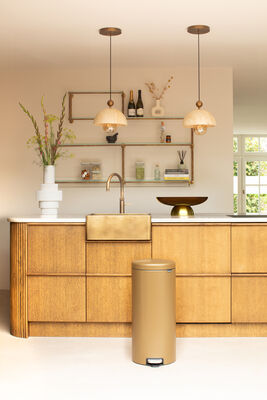  NEWICON WARM BRASS PEDALLI ÇÖP KUTUSU 30L