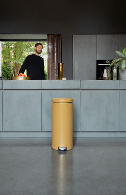  NEWICON WARM GOLD PEDALLI ÇÖP KUTUSU 30L
