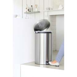 BRABANTIA - FPP MATT STEEL PEDALLI ÇÖP KUTUSU 45L (1)